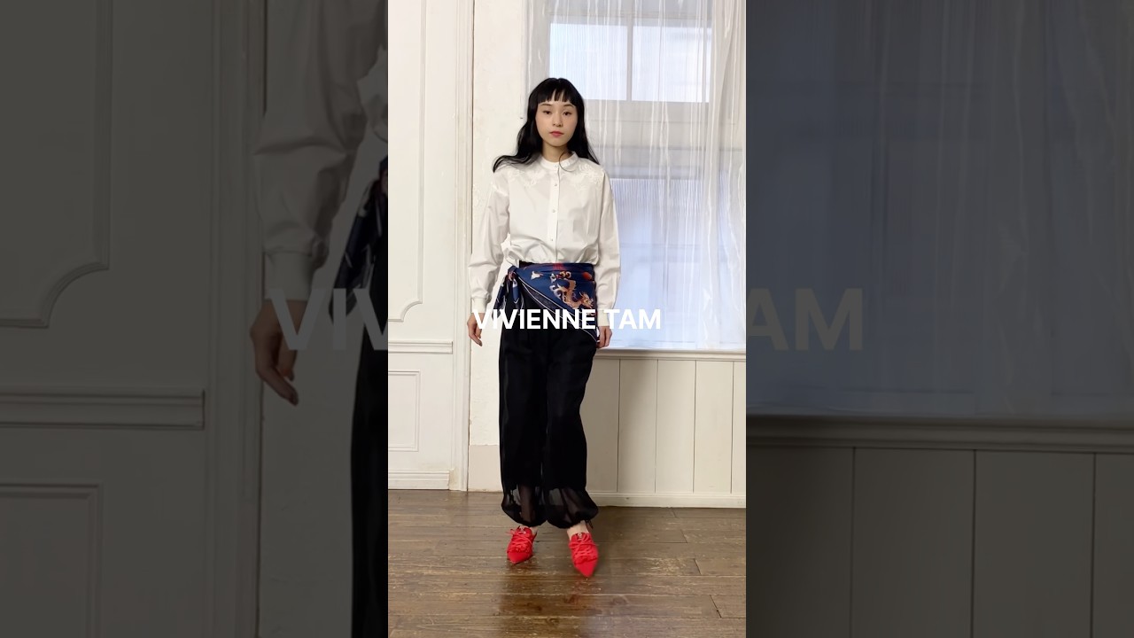 VIVIENNE TAM ヴィウィアンタム　ブラウス Dragon discharge dyed denim print ブラウス｜VIVIENNE TAM