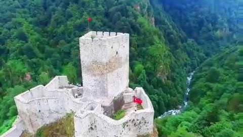 قصة قارون بصوت القارئ حماد عزي