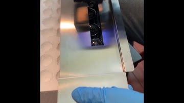 Meenjet M6 Handheld Printer   Batch Coding Black Bottles with JS21 White Ink