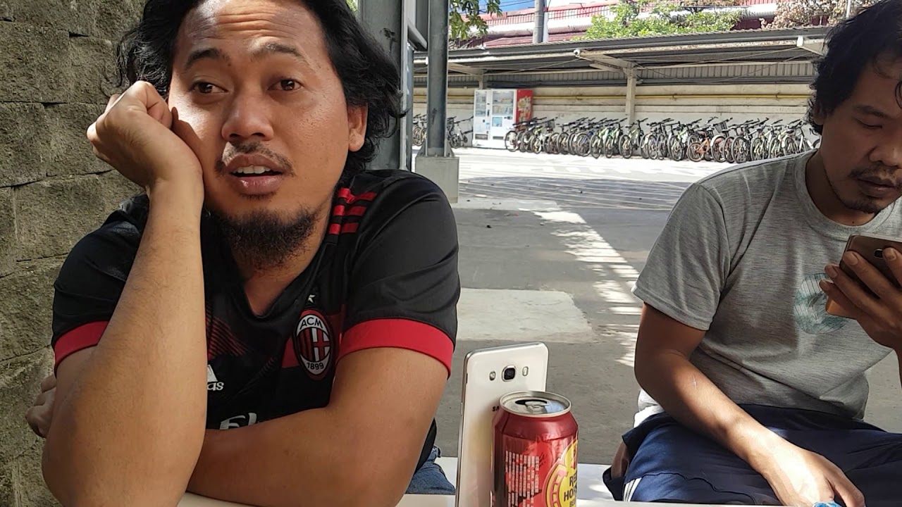 Ilustrasi Kuli Pabrik