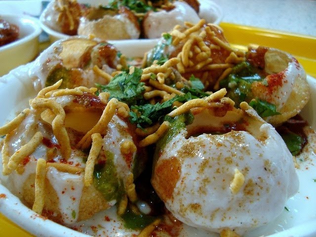 Delicious Indian Chaat | Street Food In India | Agarwal Center,Gujarat | India Food Network