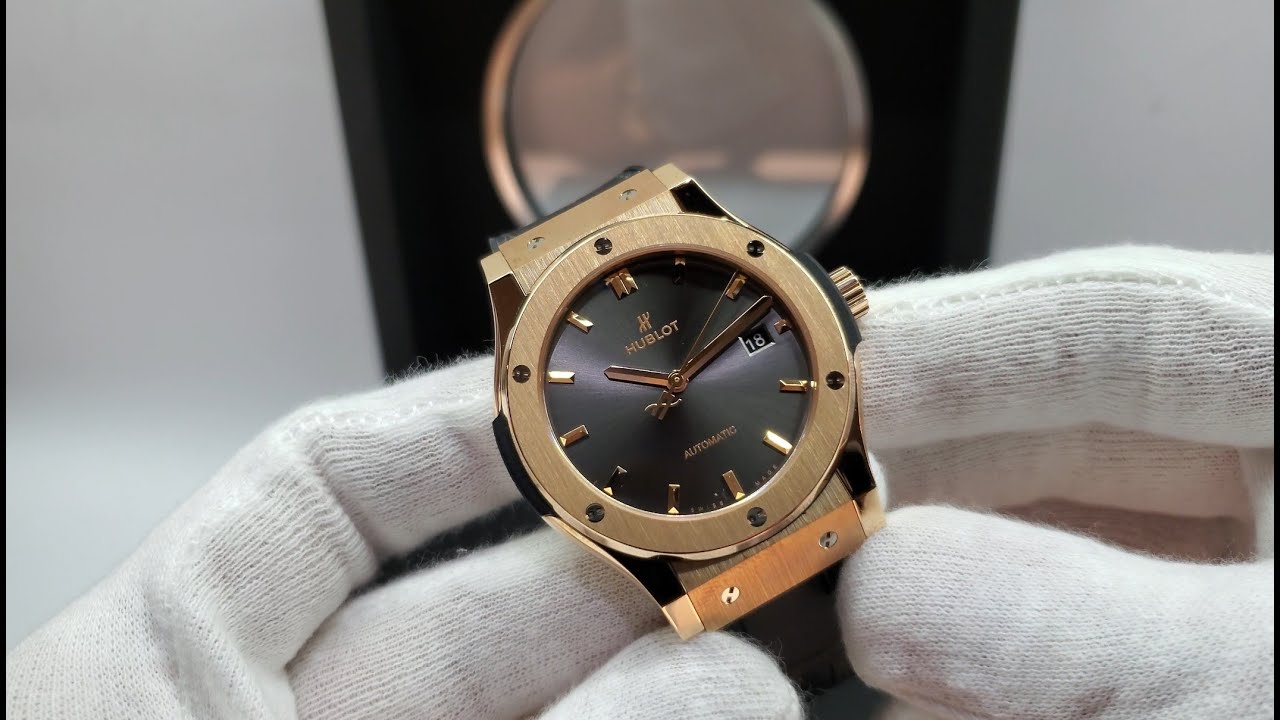  Hublot Classic Fusion 18ct Rose Gold 42mm Mens Watch