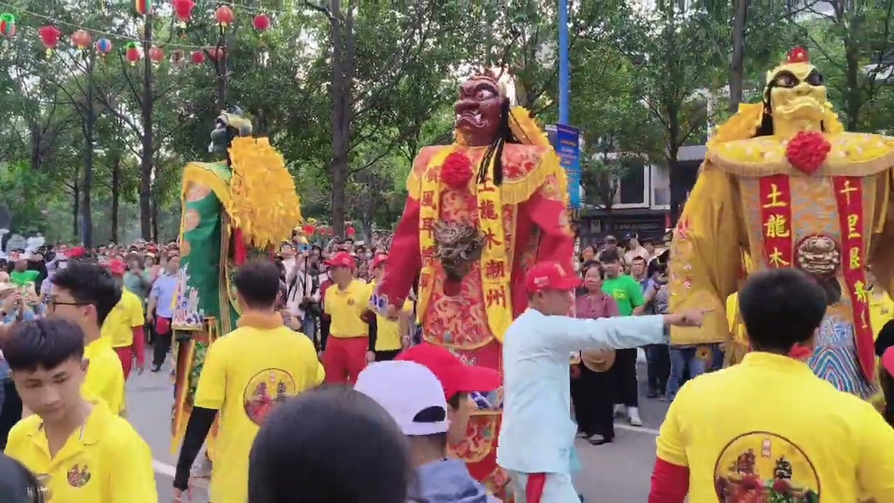 Lễ Hội Rước Cộ (Kiệu) Bà Thiên Hậu - Thành Phố Mới Bình Dương 