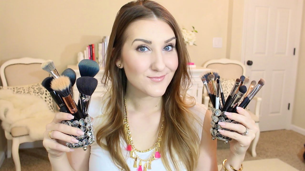 My ESSENTIAL Makeup Brushes & Tools