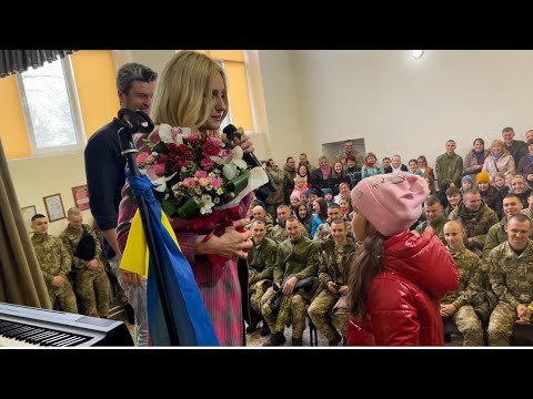 Ірина Федишин - Долоньки ( до Дня захисту дітей)
