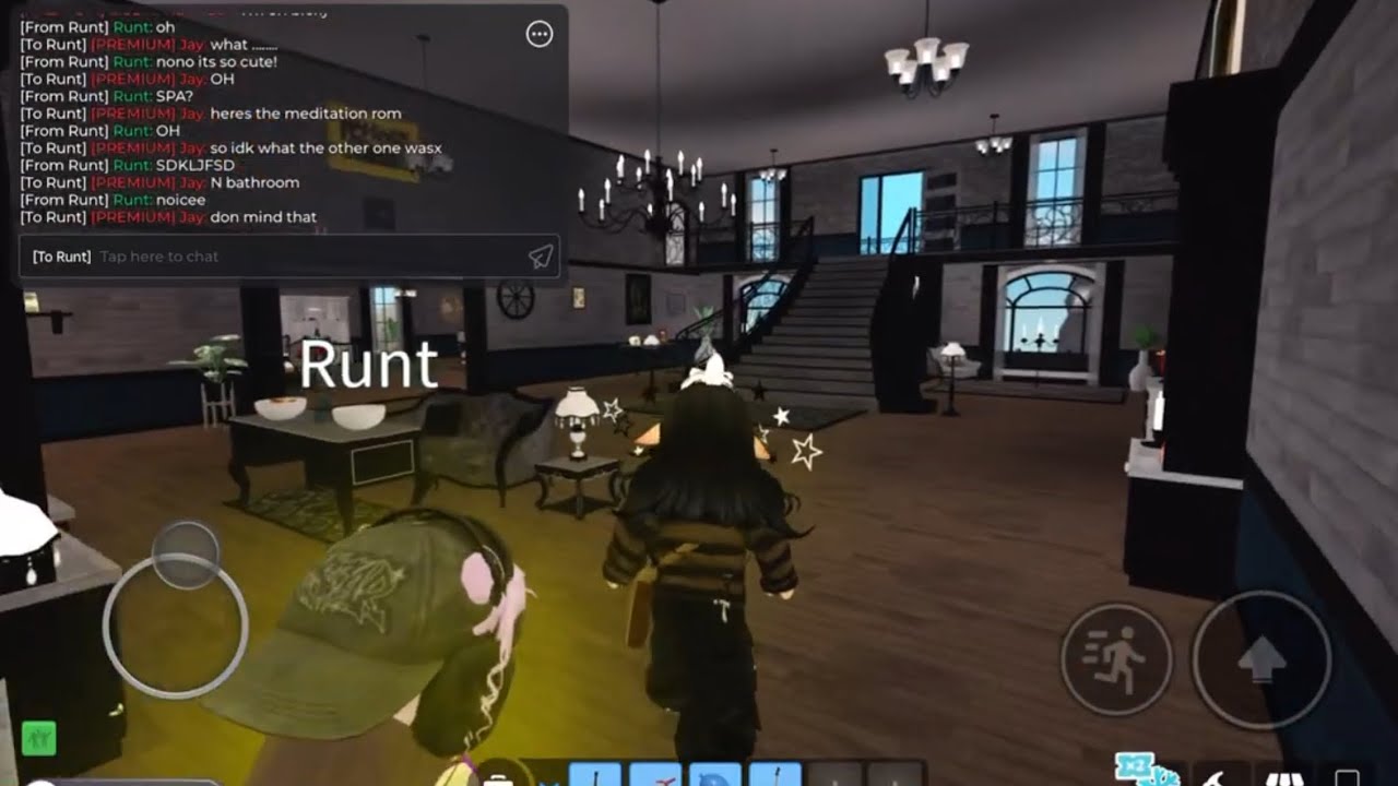 giving vortex a bit of a house tour ( and trapping her ) in bloxburg