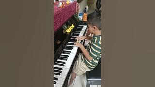 Aydantara 8 Tahun Arabesque