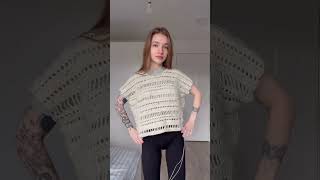 My new spring obsession - in love with these color accents 🥹🍭 The sweater is made using my Aurora