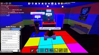 Work At A Pizza Place Angry Kid Gets Mad For Us Not Dancing