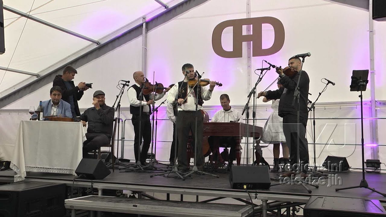 Folklor víno a zpěv! Dolní Dunajovice ožívají největší událostí jara!