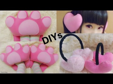 cute-&-warm-winter-diys:-diy-ear-muffs-+-diy-cat-paw-feet-warmer-slippers/cushion