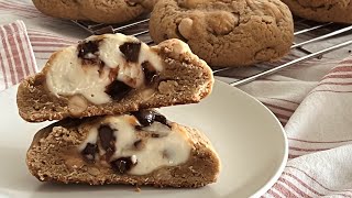 Coffee-flavored cream cheese cookies