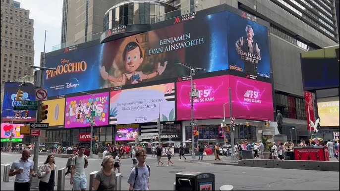 Forever 21 Times Square Billboard - WNW