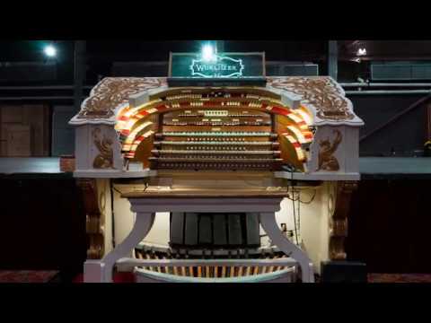 The Mighty Wurlitzer at the Fabulous Fox Theatre