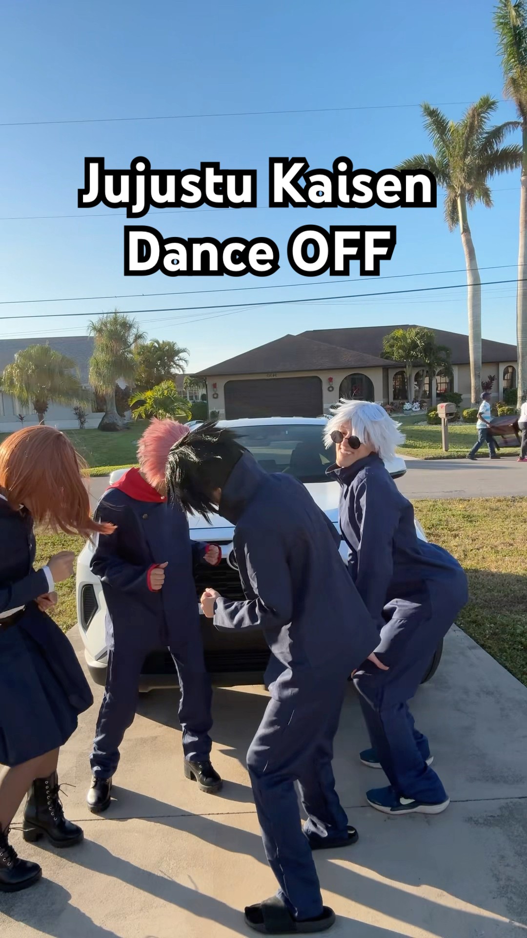 When You Cosplay in Public \u0026 Dance ? #TheManniiShow.com/series​⁠@sircorgii_ ​⁠@mrbearr__ ​⁠@weewooor