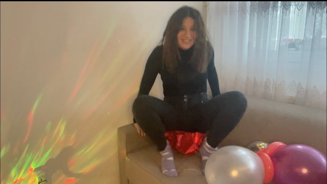 ASMR | Popping Balloons, Bin Bags and Plastic Gloves | Sit to pop | Funny Video 🤭🤭❤️❤️