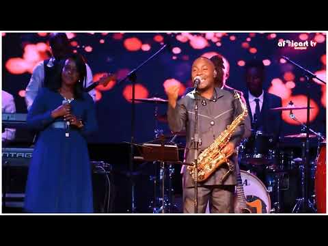 Ap APOLLINAIRE DAVID Praise And Worship Live In Kigali Integrity Gospel Concert