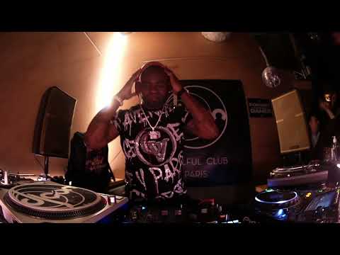 Stacy Kidd Djoon With De La Groove 29 04 23 