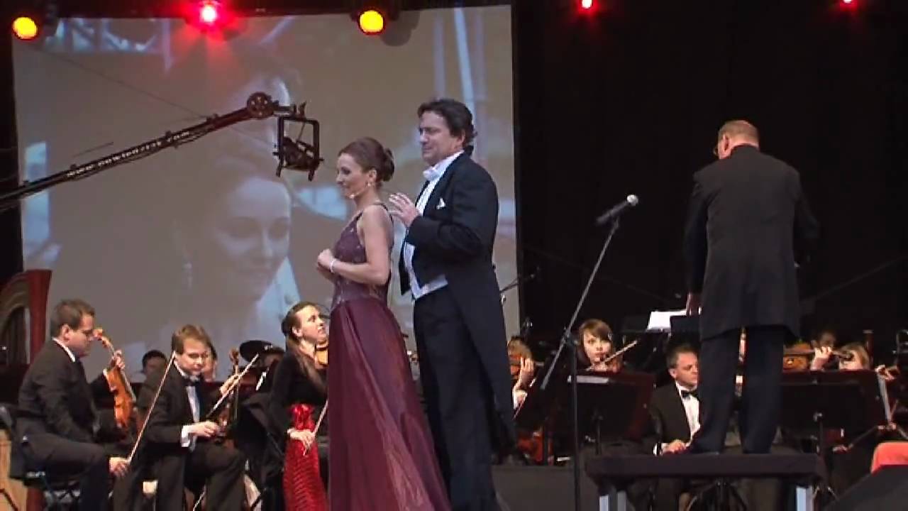 Usta milczą dusza śpiewa /Lippen schweigen/