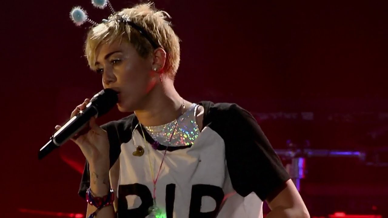 Miley Cyrus - I'll Take Care of You (Beth Hart Cover)