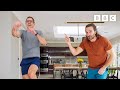 Louis Theroux works out with Joe Wicks 😅🏋🏻‍♂️  BBC