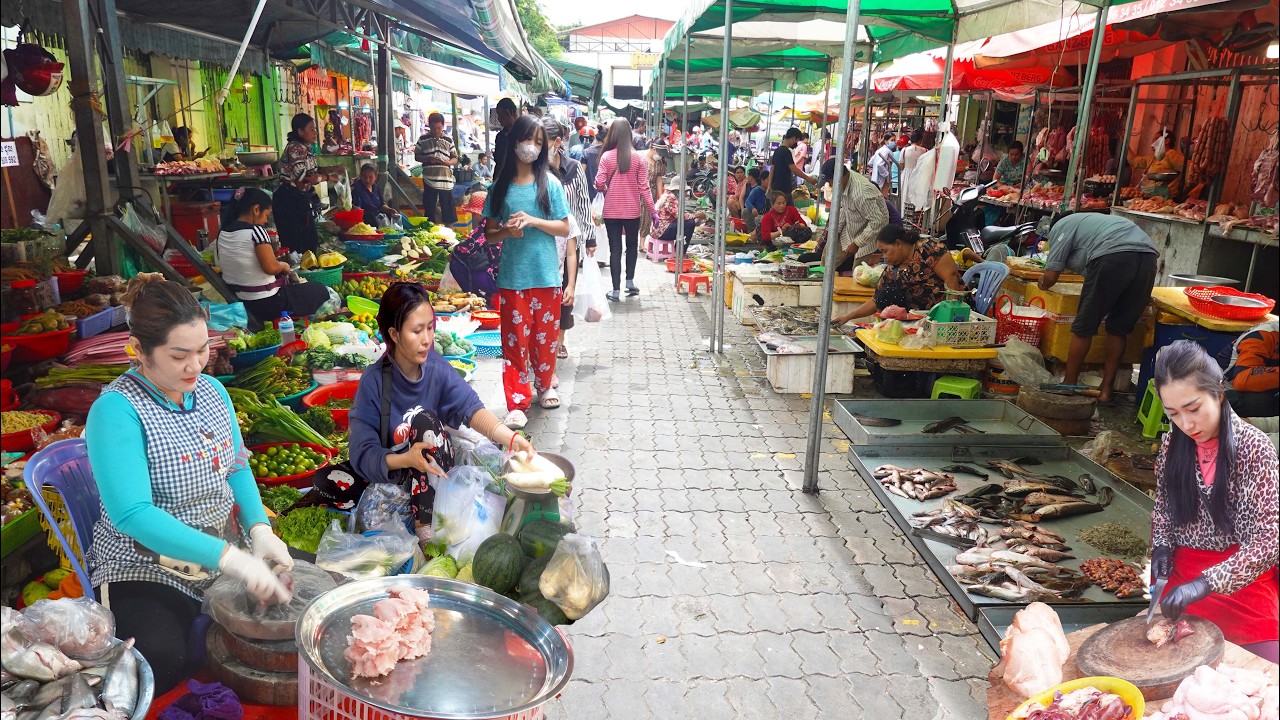 Boeng Tompun Market & More - Fresh Market Food & People Activities - Cambodia Food Vlog