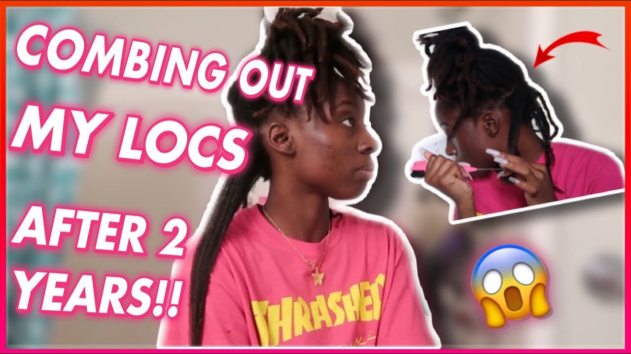COMBING OUT MY LOCS AFTER 2 YEARS!!