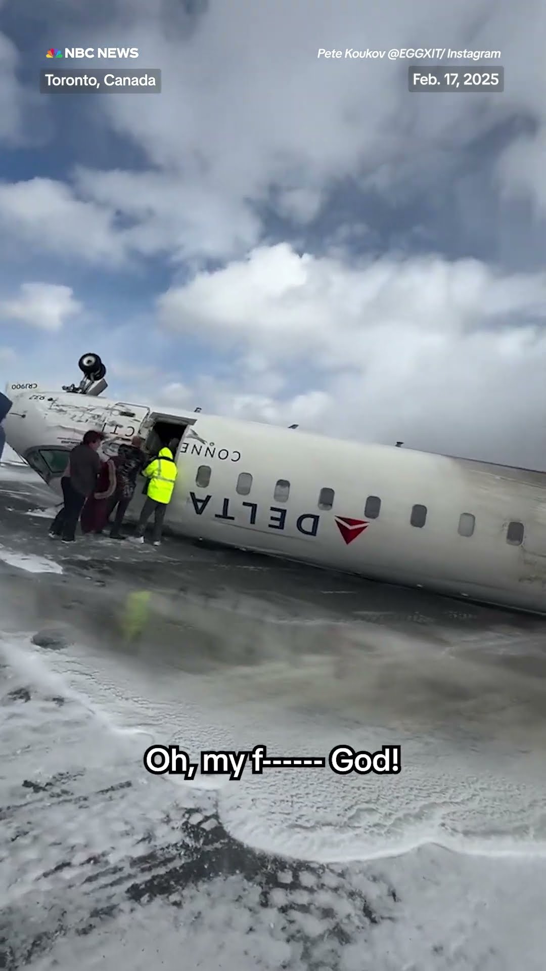 Delta passenger films evacuation after jet overturns on landing