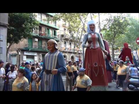 Vídeo: Els Gegants Es Redreixen Les Espatlles