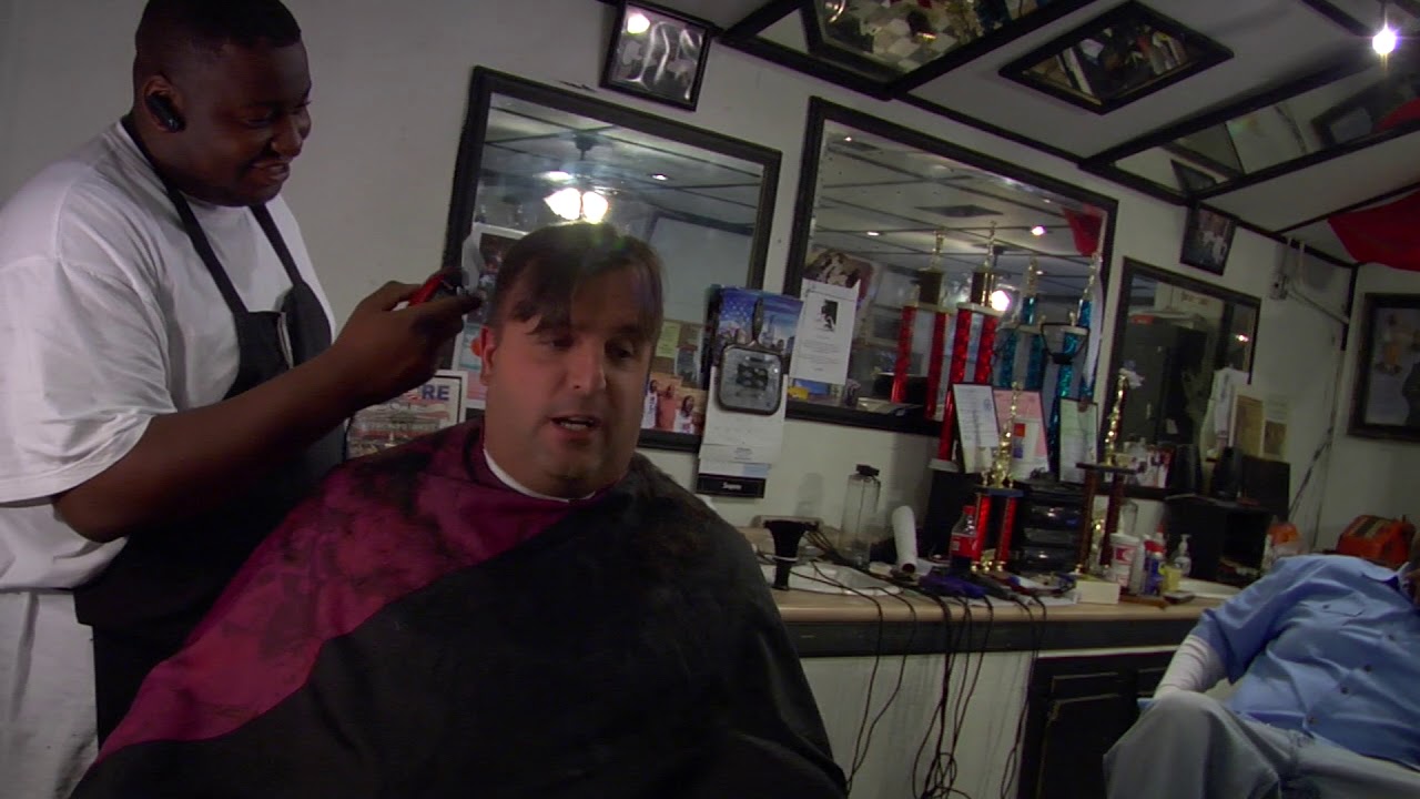 A White Man Walks Into A Barbershop (Kyle rapping) - YouTube