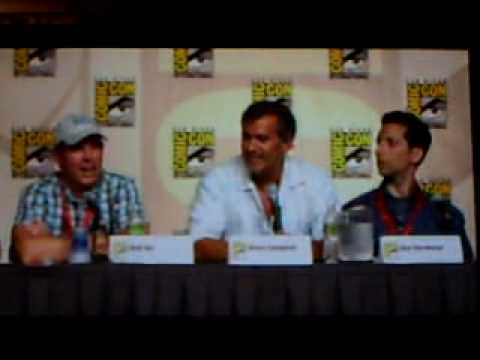 Comic Con 2009 - Burn Notice Panel - Bruce on Bruc...