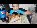 Обед: Цыплёнок табака & pepsi