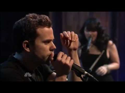 M83 - Midnight City (live @ Late Night With Jimmy Fallon)