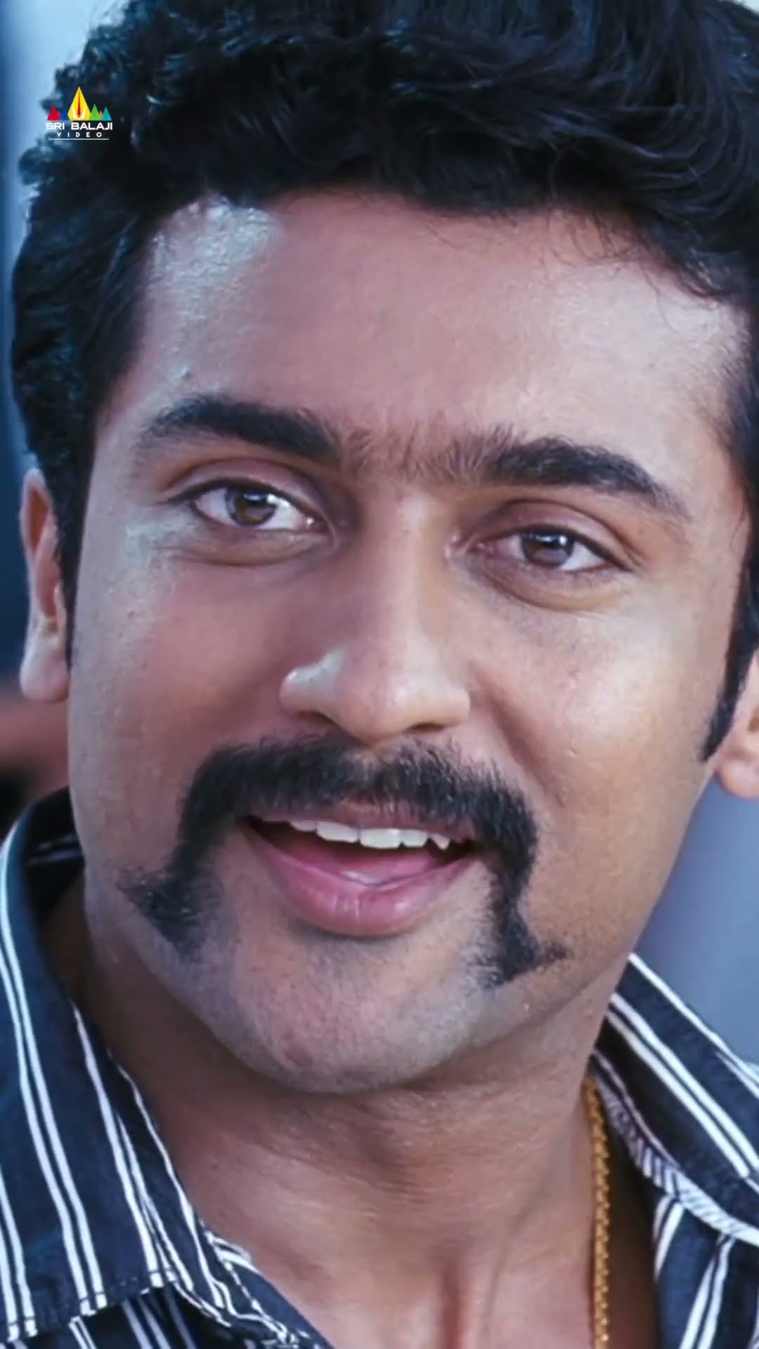 సూర్య వాళ్ళ అమ్మ నాన్నకి ఎంత విలువిస్తున్నాడో చూడండి! #singam | #ytshorts | #youtubeshorts