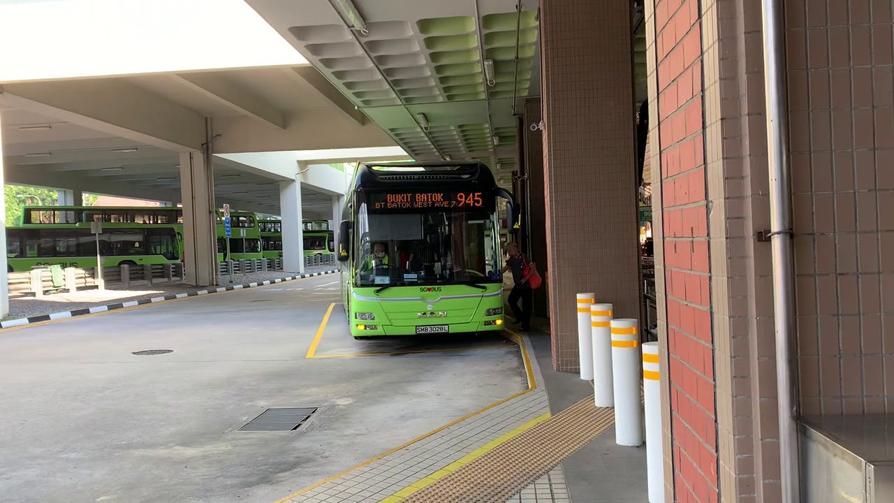 Tower Transit SG MAN NL323F A22 (Batch 1) SMB3028L on Feeder 945 departing Bukit Batok Int