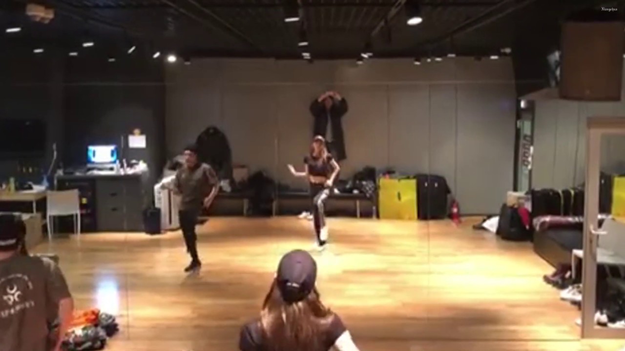 Watch BLACKPINK (블랙핑크) LISA (리사) | 'Compass or Map' Mirrored Dance on YouTube Watch BLACKPINK (블랙핑크) LISA (리사) | 'Compass or Map' Mirrored Dance on YouTube