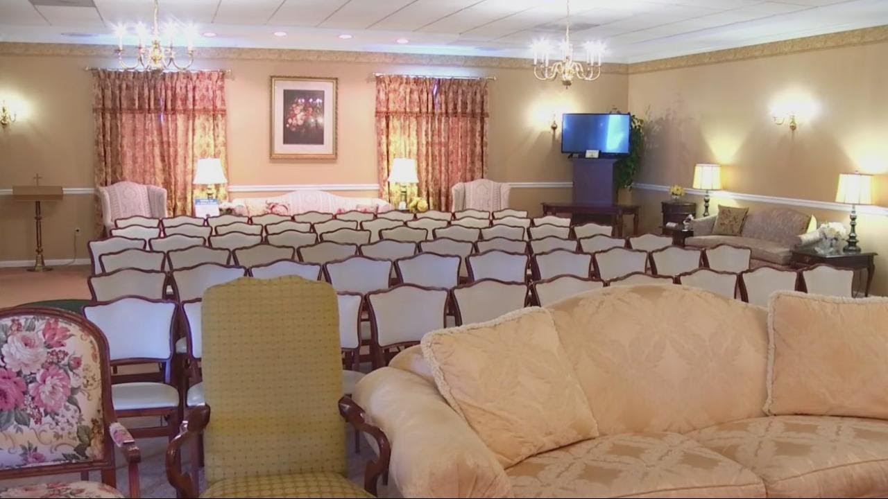 Tips from experts to find a reputable funeral home - YouTube