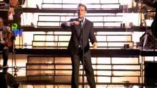 Robbie Williams - Mack The Knife (Live at The Albert)