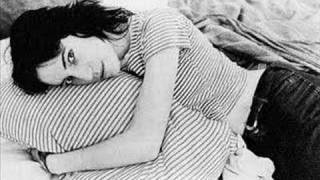 Patti Smith - Glitter In Their Eyes chords