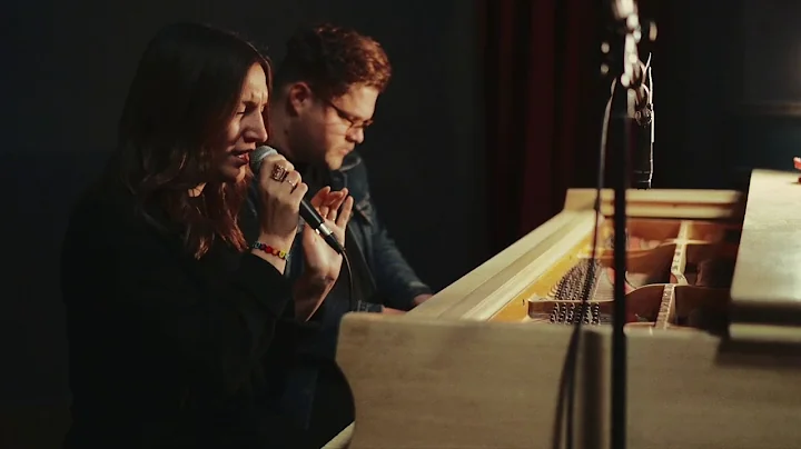 Zoe Jean Fowler - Feels Like Heaven (OFFICIAL LIVE...