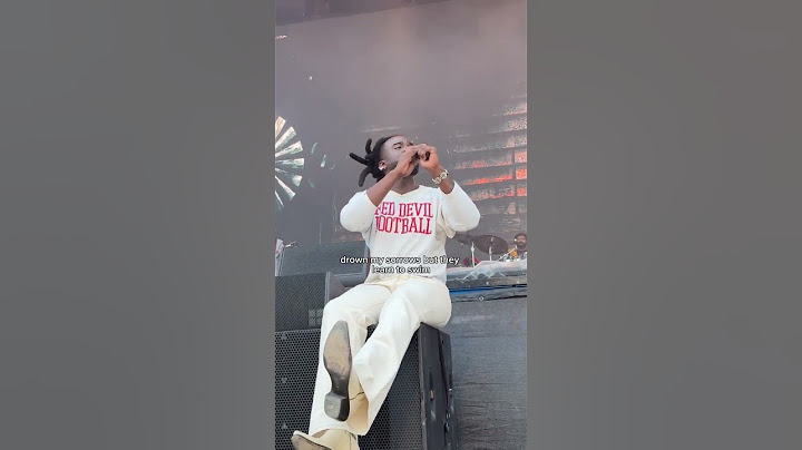 Shaboozey performs “Good News” at Railbird Fest 2025 🎤