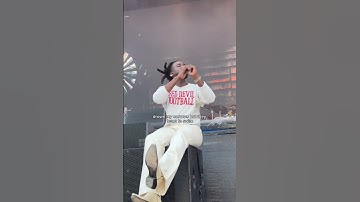 Thumbnail of Shaboozey performs “Good News” at Railbird Fest 2025 🎤