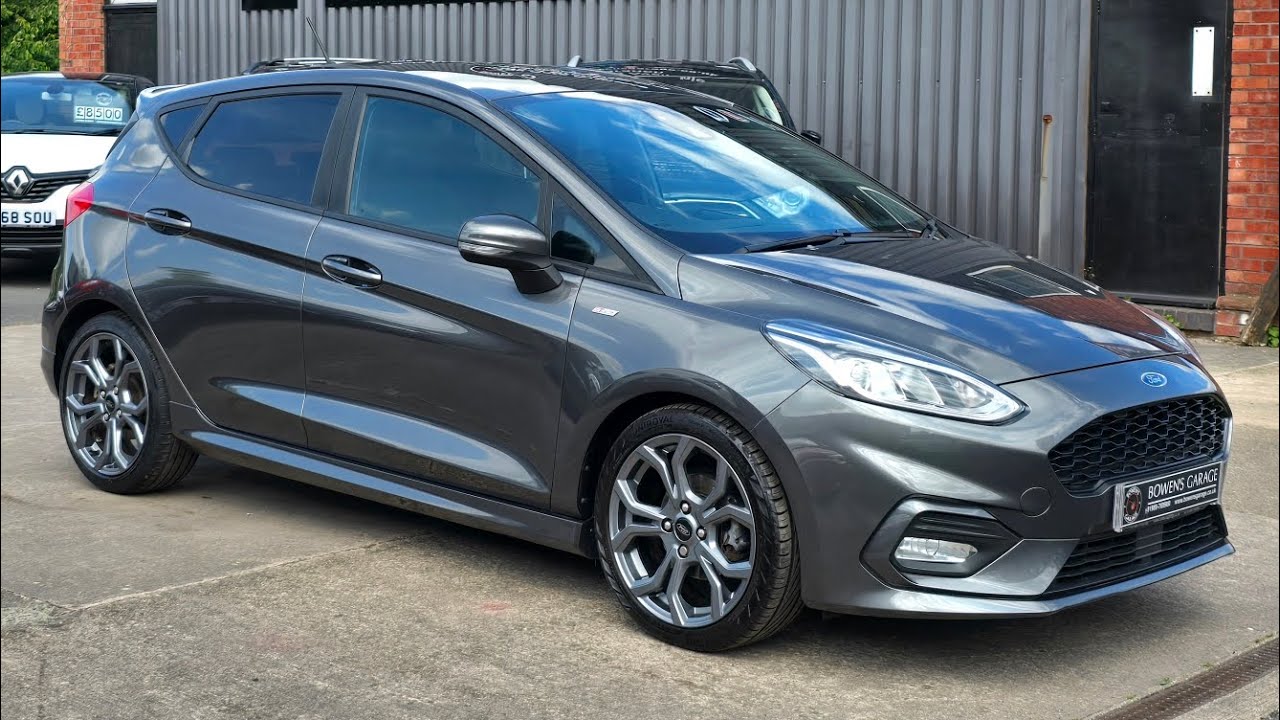 2018 (18) Ford Fiesta ST-Line 1.0 E/B 5Dr in Magentic Grey. 25k Miles. 3 Services. CAR PLAY. £10,500