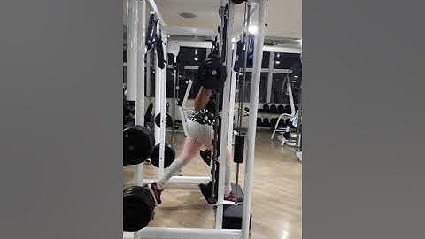 AGACHAMENTO UNIL NO SMITH COM STEP FRENTE