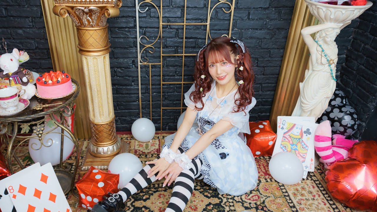 Watch Hatter / 絵仁【MV】 on YouTube Watch Hatter / 絵仁【MV】 on YouTube