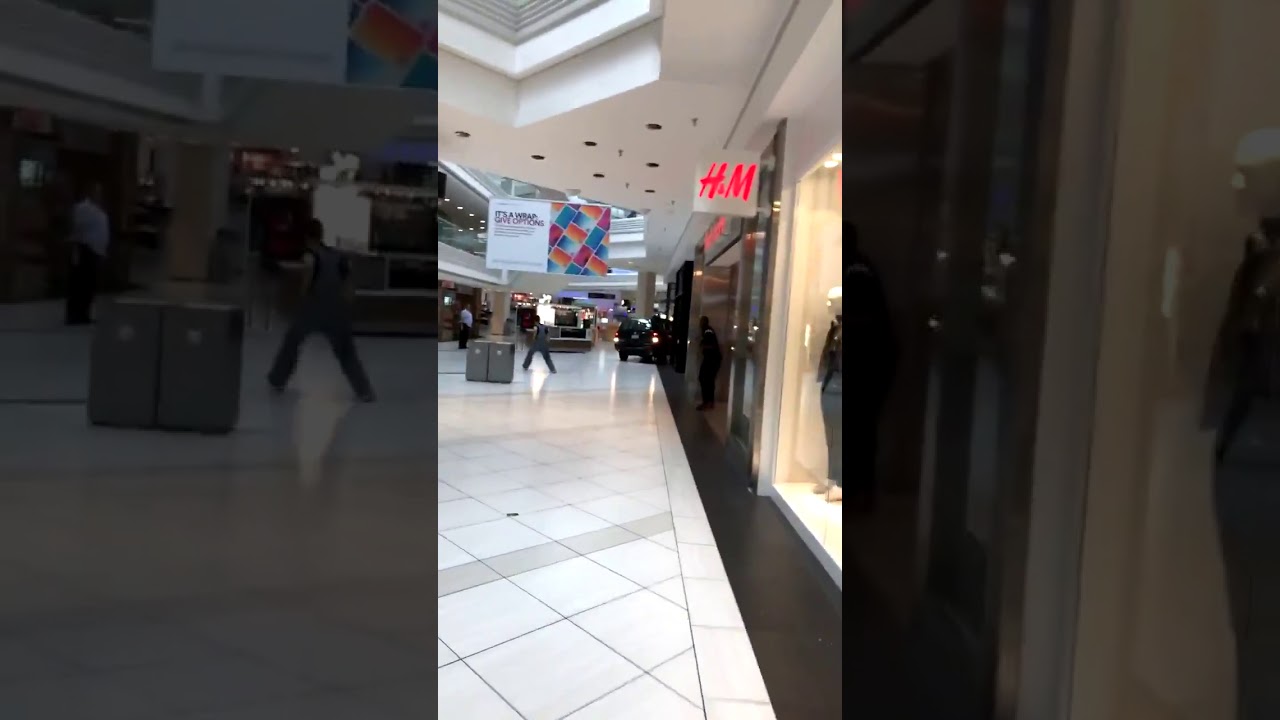 Car Driving Through Woodfield Mall YouTube