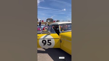 MGB Roadster at Snetterton #shorts