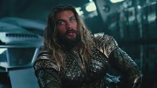 Aquaman sit on Lasso of Truth - Justice League (2017)