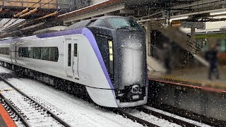 雪の中E353系発車シーン!