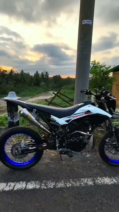 story wa'Supermoto KLX DT